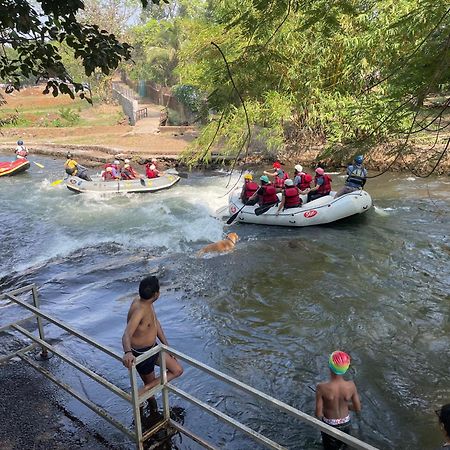 The Rippling Edge - River Front Property Karjat Esterno foto