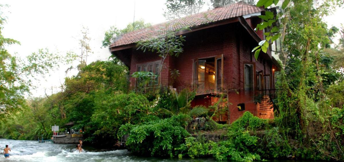 The Rippling Edge - River Front Property Karjat Esterno foto