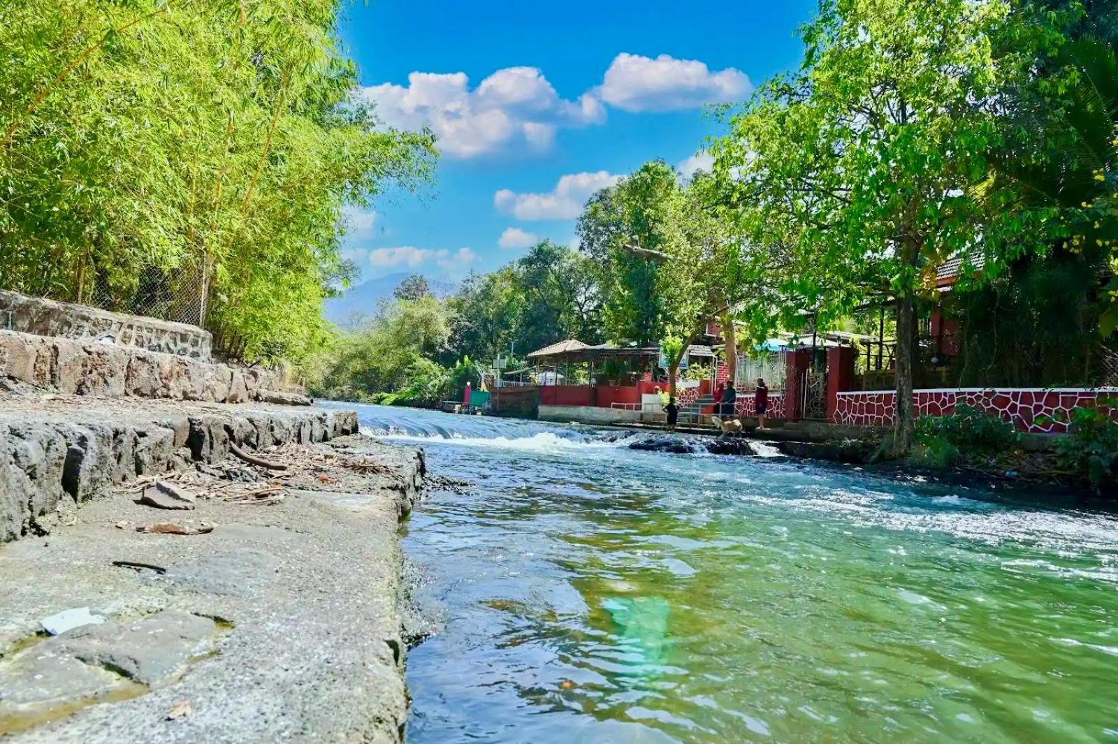 The Rippling Edge - River Front Property Karjat Esterno foto