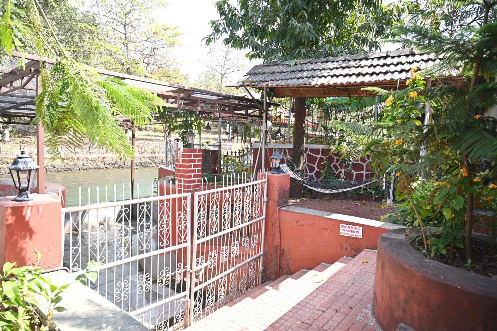 The Rippling Edge - River Front Property Karjat Esterno foto